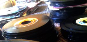Vinyl records making a huge comeback